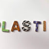 Plastic (in gekleurde letters)